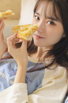 丝瓜草莓向日葵草莓小猪18岁在线观看免费版